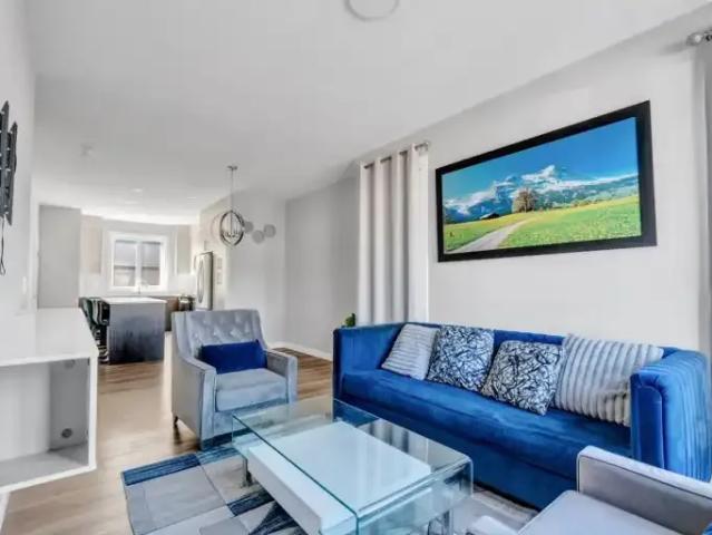 Townhouse for rent in Northwest, Alberta