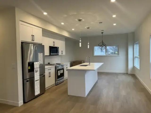Townhouse for rent in Northwest, Alberta