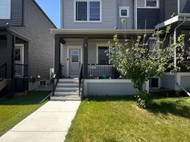 Townhouse for rent in Northwest, Alberta