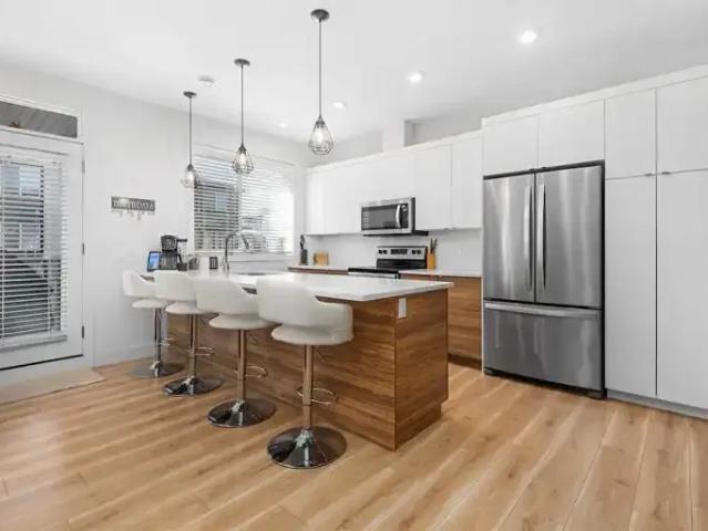 Townhouse for rent in Northwest, Alberta