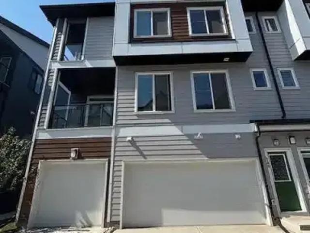 Townhouse for rent in Northwest, Alberta
