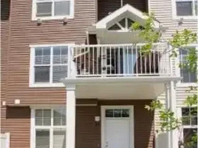 Townhouse for rent in Northwest, Alberta
