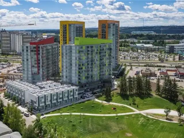Townhouse for rent in Northwest, Alberta