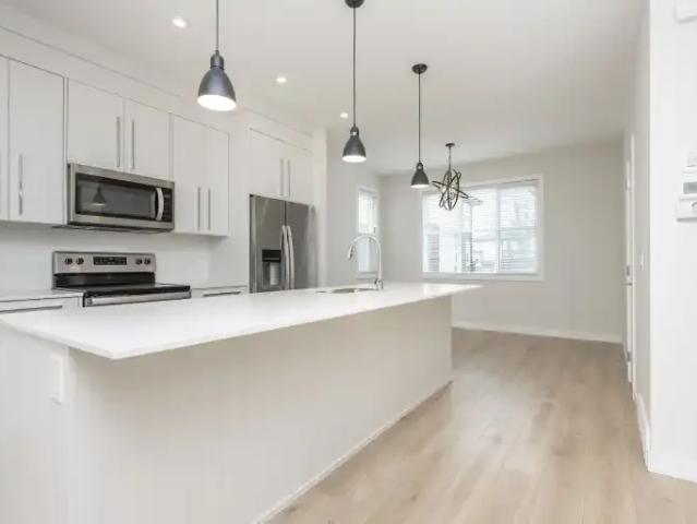 Townhouse for rent in Northwest, Alberta