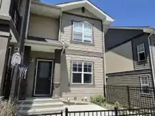 Townhouse for rent in Northwest, Alberta