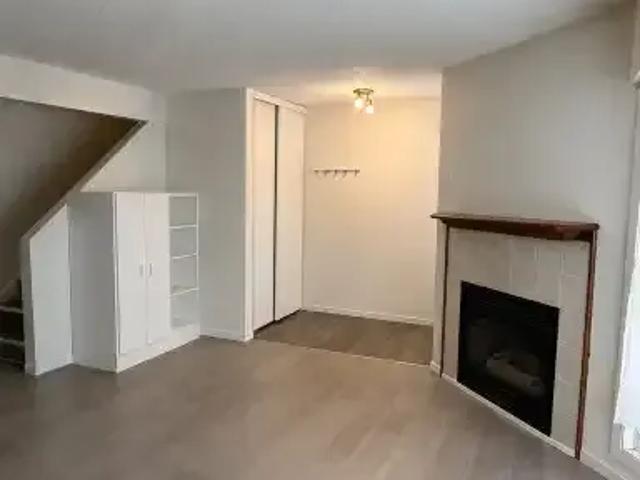 Townhouse for rent in Northwest, Alberta