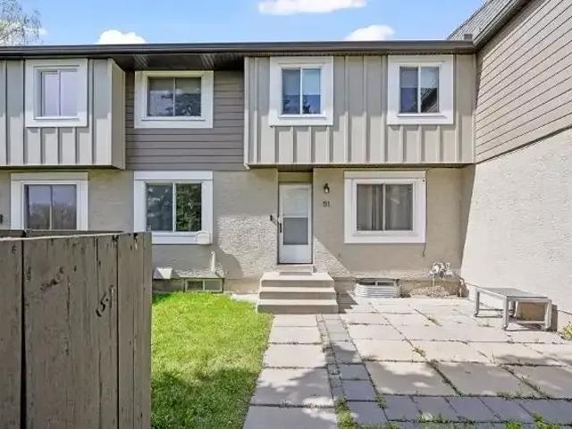 Townhouse for rent in Northwest, Alberta