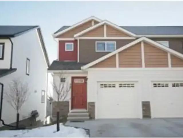 Townhouse for rent in Northwest, Alberta