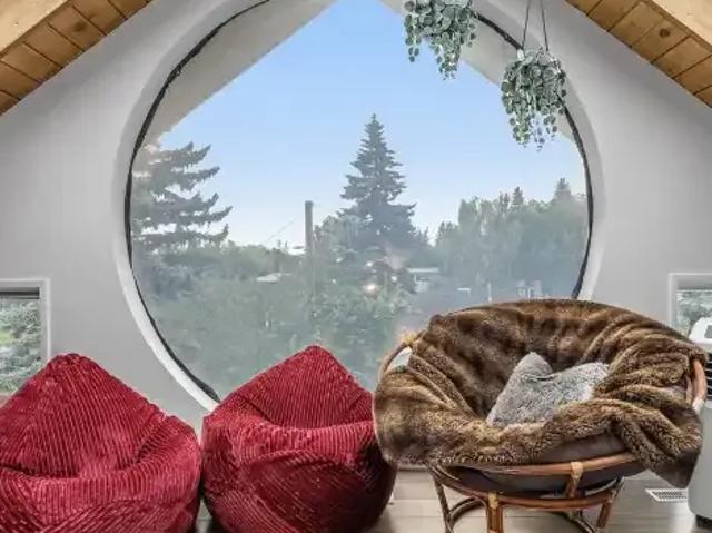 Townhouse for rent in Northwest, Alberta