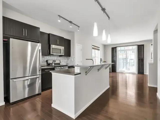 Townhouse for rent in Northwest, Alberta