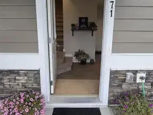 Townhouse for rent in Northwest, Alberta