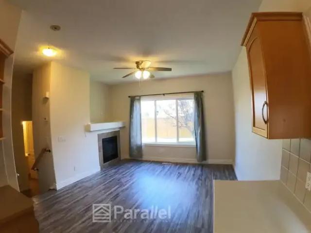 Townhouse for rent in Northwest, Alberta