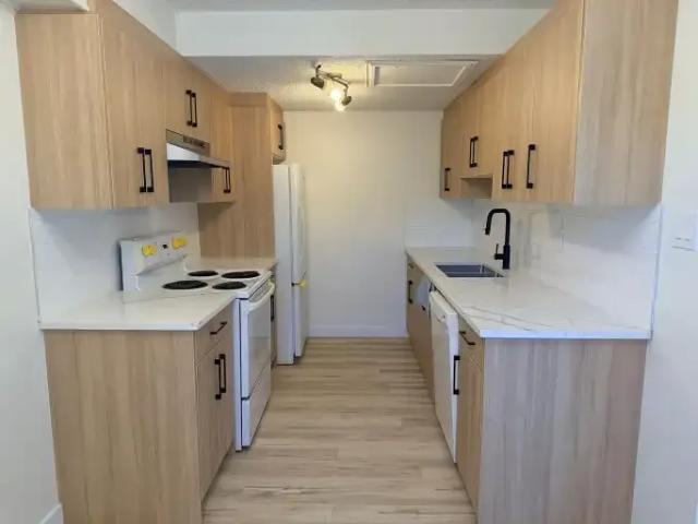 Townhouse for rent in Northwest, Alberta