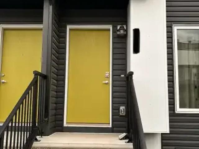 Townhouse for rent in Northwest, Alberta
