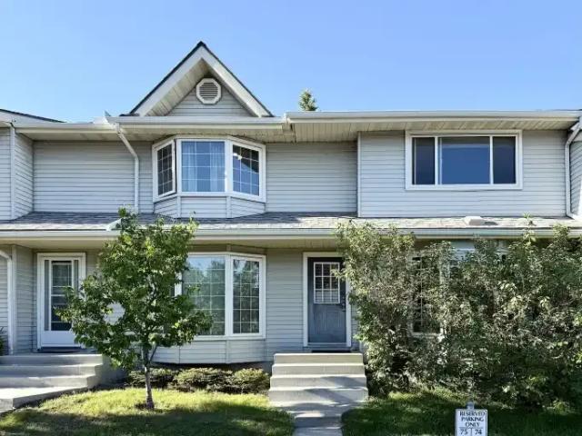 Townhouse for rent in Northwest, Alberta