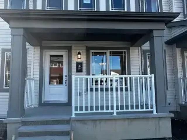 Townhouse for rent in Northwest, Alberta