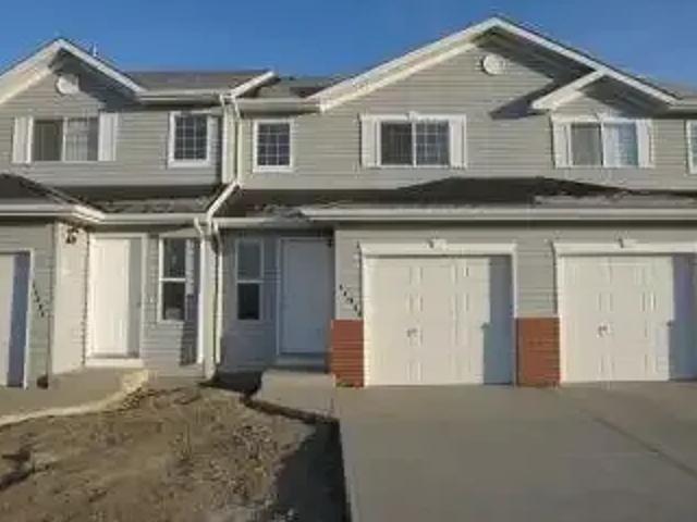 Townhouse for rent in Panorama Hills, Calgary