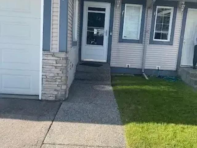 Townhouse for rent in Northwest, Alberta