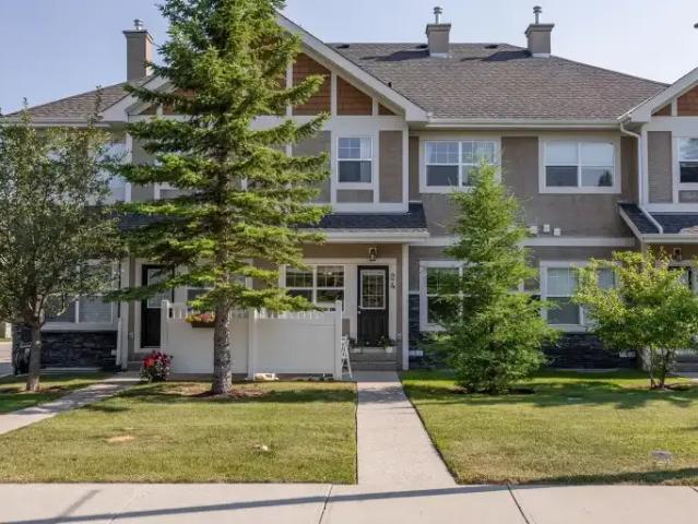 Townhouse for rent in Northwest, Alberta
