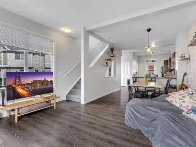 Townhouse for rent in Northwest, Alberta