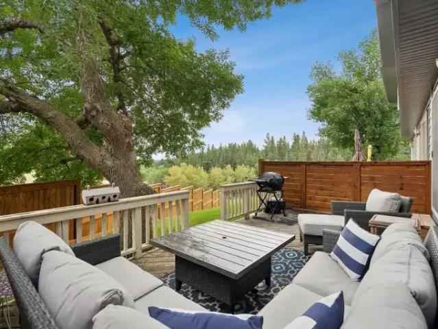 Townhouse for rent in Northwest, Alberta
