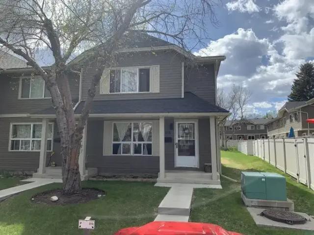 Townhouse for rent in Northwest, Alberta