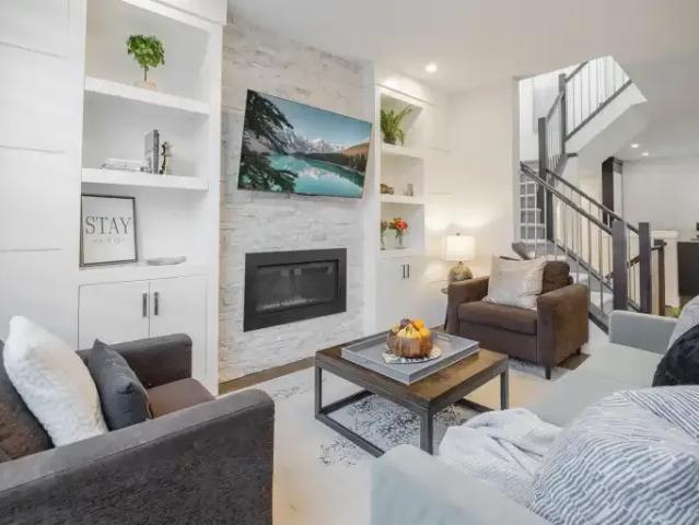 Townhouse for rent in Northwest, Alberta