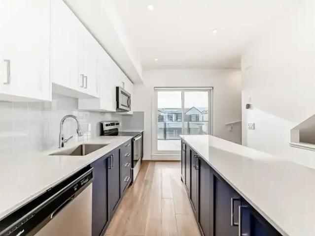 Townhouse for rent in Northwest, Alberta