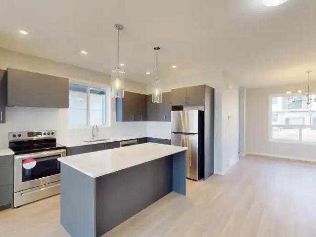 Townhouse for rent in Airdrie, Alberta