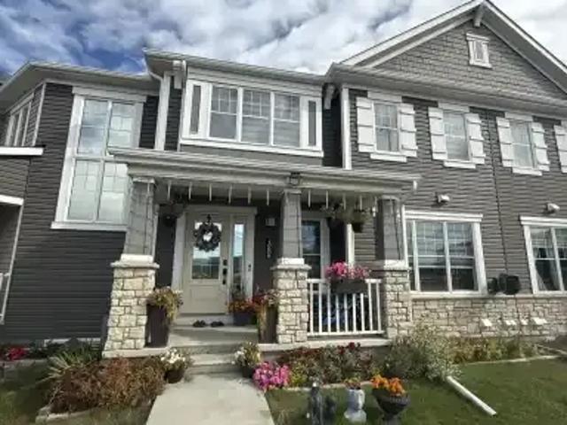 Townhouse for rent in Cityscape, Calgary