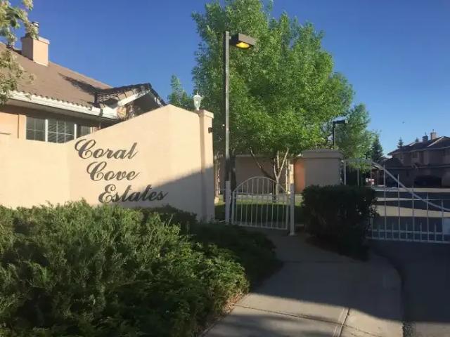 Townhouse for rent in Coral Cove Estates, Calgary