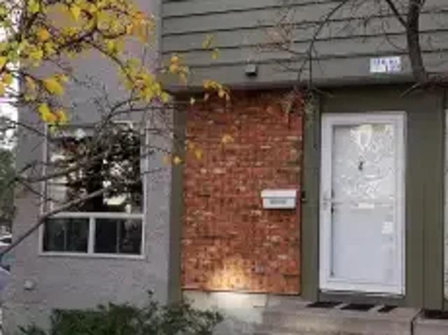 Townhouse for rent in Ranchlands, Calgary