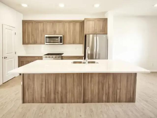 Townhouse for rent in Black Bear Crossing, Rocky View County