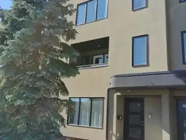 Townhouse for rent in Calgary, Alberta