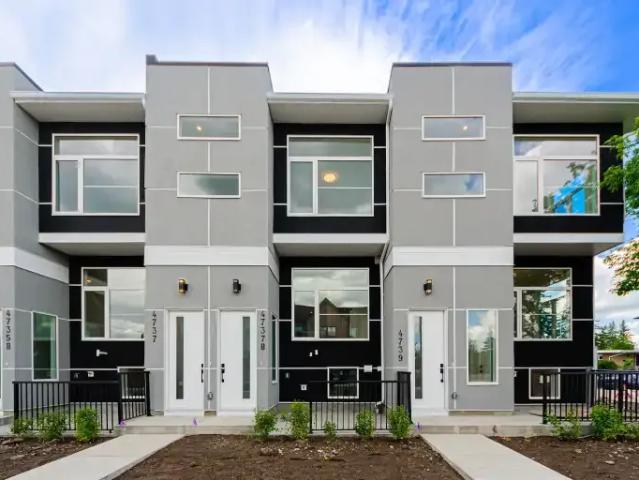 Townhouse for rent in Northwest, Alberta