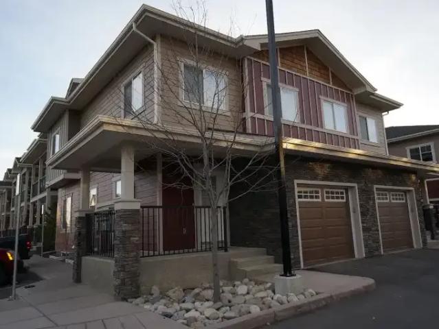 Townhouse for rent in West Springs, Calgary