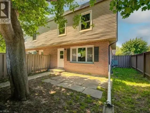 Townhouse for rent in Cambridge, Ontario