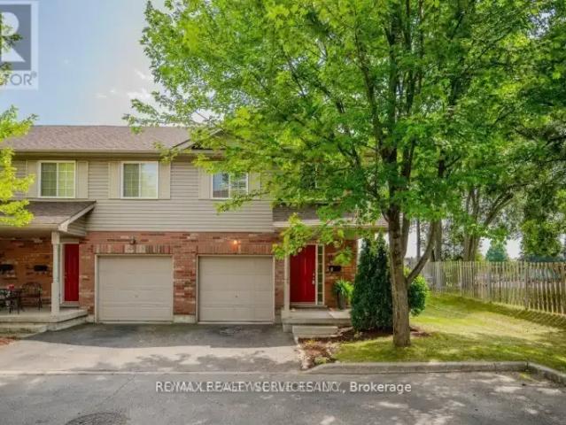 Townhouse for rent in Cambridge, Ontario