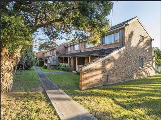 Townhouse for rent in Sydney, New South Wales