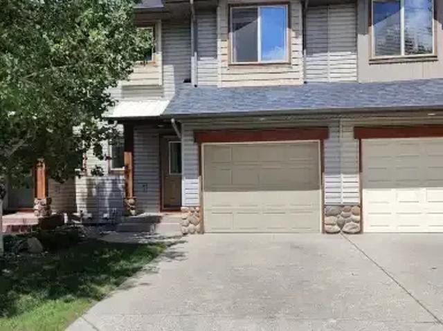 Townhouse for rent in Alberta