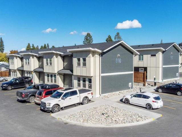 Townhouse for rent in Cranbrook Townhouse for rent in Cranbrook