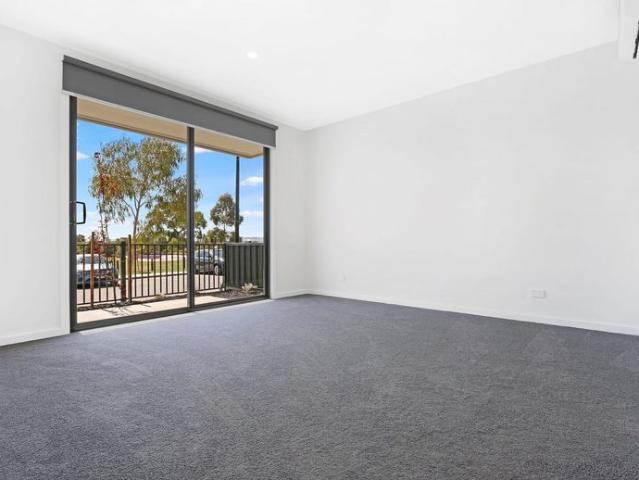 Townhouse for rent in Camerons Creek, Victoria