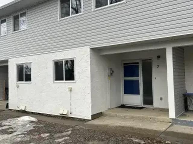 Townhouse for rent in Didsbury, Alberta