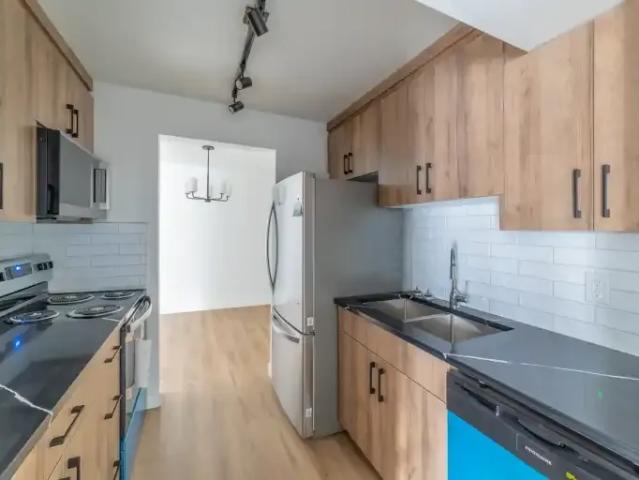 Townhouse for rent in Wedgewood, Alberta