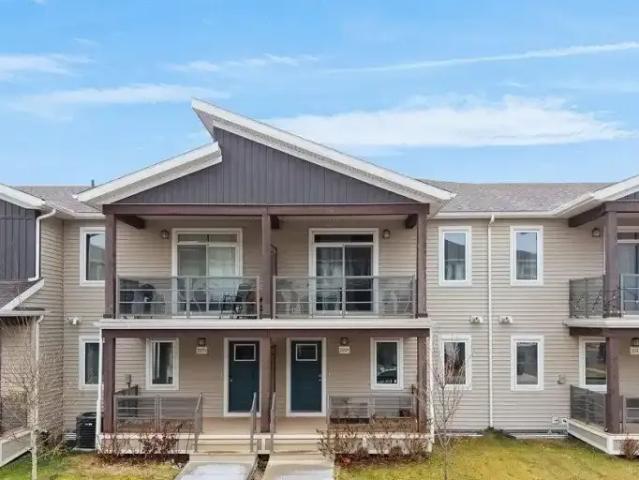 Townhouse for rent in Wedgewood, Alberta