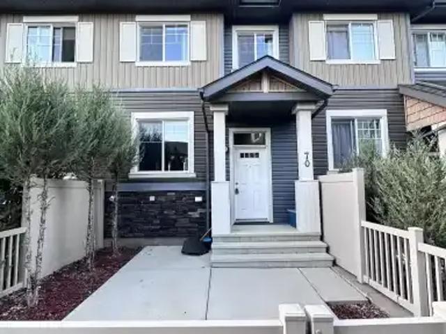 Townhouse for rent in Wedgewood, Alberta