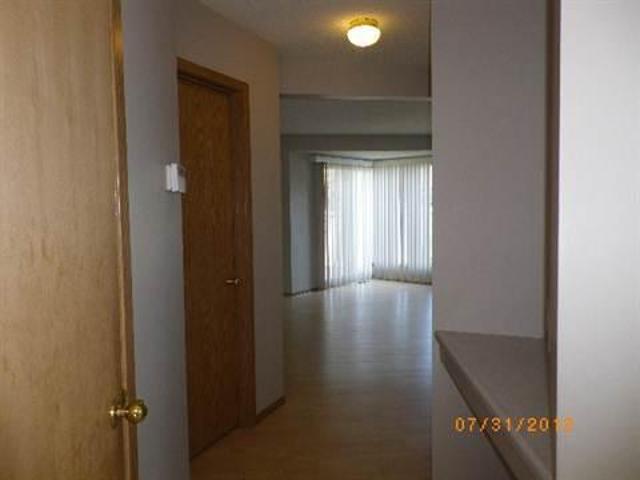 Townhouse for rent in Wedgewood, Alberta