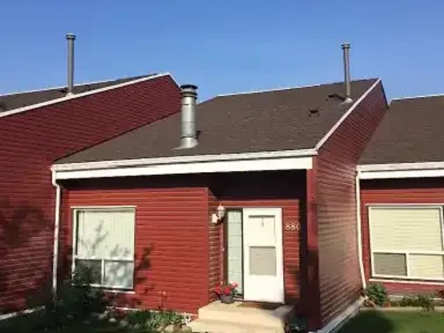 Townhouse for rent in Wedgewood, Alberta