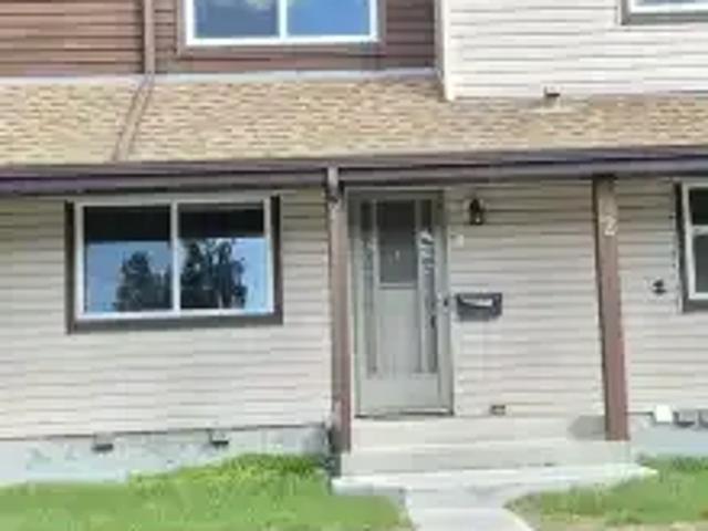 Townhouse for rent in Wedgewood, Alberta