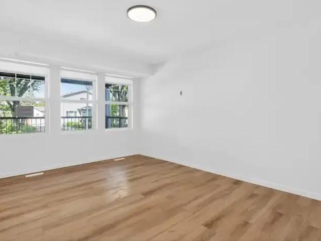 Townhouse for rent in Wedgewood, Alberta